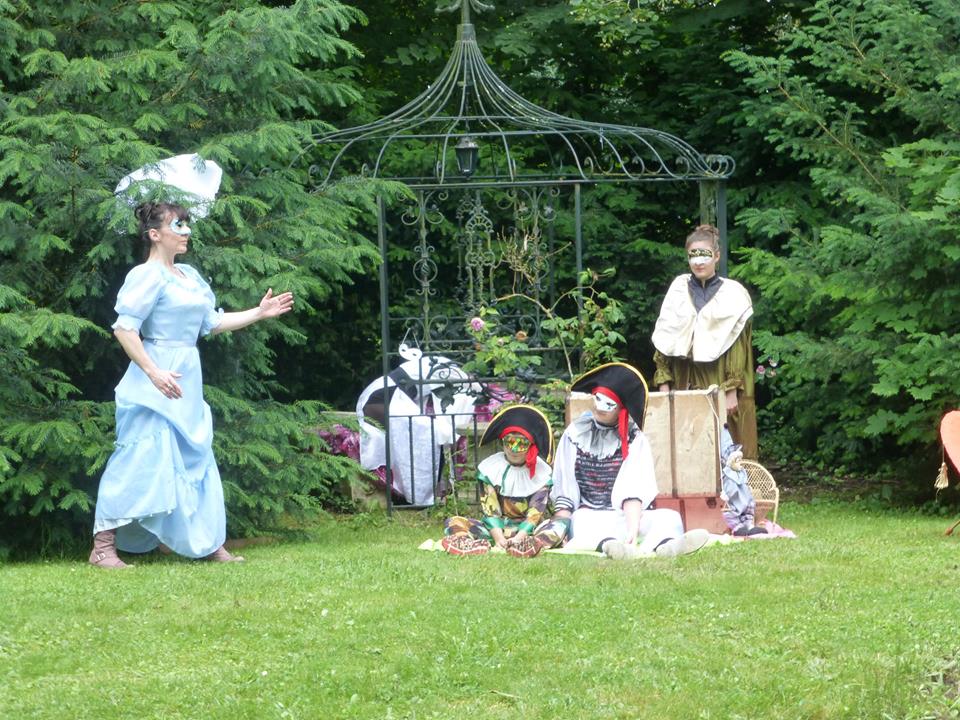 Il etait une fois 5 femmes a varennes jarcy 1 